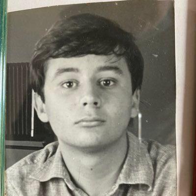 ignasibueno's profile picture. Nosaltres no som d'eixe món. Salut i República. Ja no reconec aquell que fou el meu país. Misantrop en curs. GOIP.