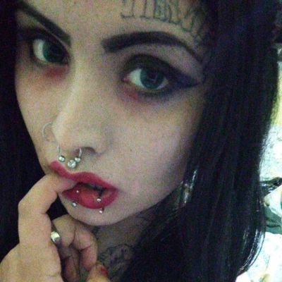 MiknotFlor's profile picture. 