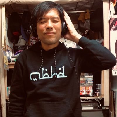 B'zをこよなく愛する某企業のマーケター|アプリ・CRM担当で、色々やらせてもらってます|何事にも『Respect』を忘れず|コメントや発言はあくまでも個人的なものです|好物:B'z・Gym・🚴・⚽・🥐・🍜・🍖|#Bz #TREK #neighborhood #starbucks #ホンマゴメンなさい|