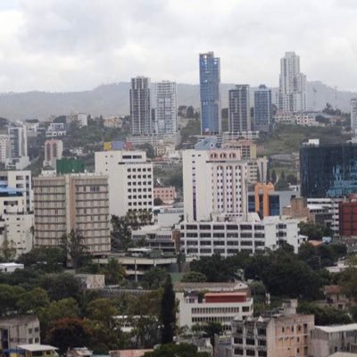 Honduras , Vivienda Vertical Asequible y Sostenible. Más Densidad/Menos Autos/Menos Estacionamientos