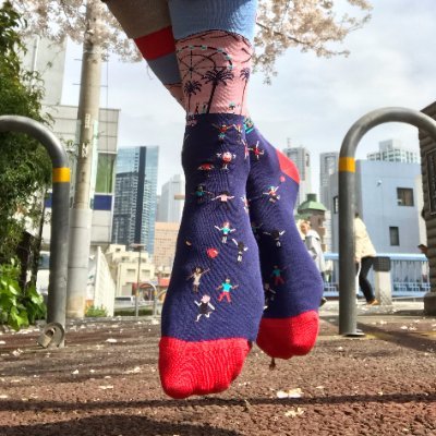 I'm a proud collector of socks, social media influencer, and blogger. I like to share tips on internet marketing, while actively promoting my sock collection :)