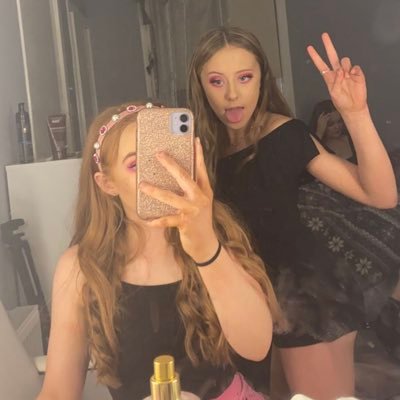 shania81299573's profile picture. dancer x 12💕