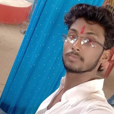 जाल बिछाकर किसी को घेरना नहीं आता , हम राजपूत है , किसी को डूबा कर हमें तैरना नहीं आता।#Jay Jay Rajputana