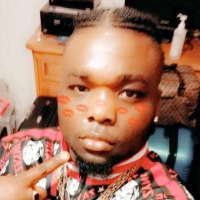 Bonjour moi c’est Chris je suis de Poitiers et je cherche une relation sérieuse .