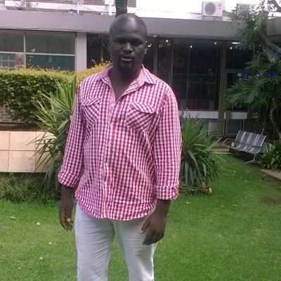 Sales and Marketing, Business journalist, economic analyst and Director of Flamwave Investments