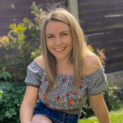 MissAEClarke's profile picture. Edge Hill University Graduate, Specialising in Primary English and SEND - It takes a big heart❤ to help shape small minds👩🏻‍🏫