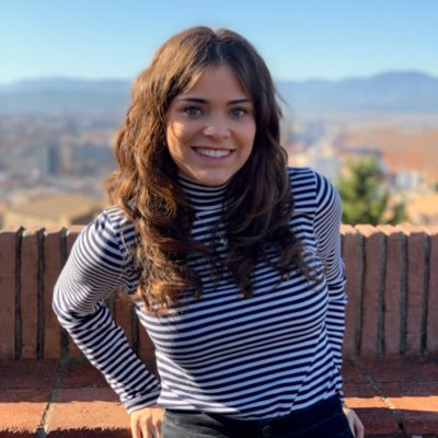 _andreacapilla's profile picture. Ebrenca i periodista 🖊️ Ara, tècnica de comunicació corporativa.