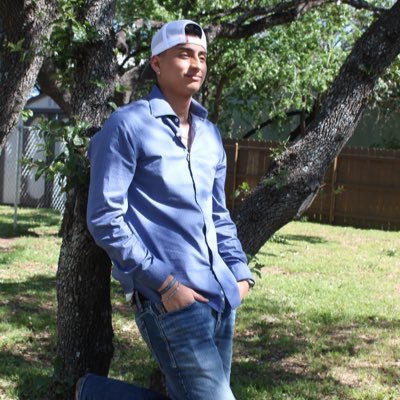 Senior 2020
Graduated this year
I’m in a relationship with Allizae ❤️1-04-20
🇲🇽bailado