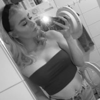 Julia Nielsen (@julianielsen00) 's Twitter Profile