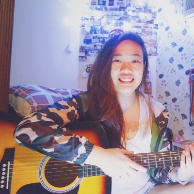 An eccentr¡c girl i might be wierd but im a real person. im a Registered Nurse ;)..i l0ve any kind of music it was like a drug to me #music