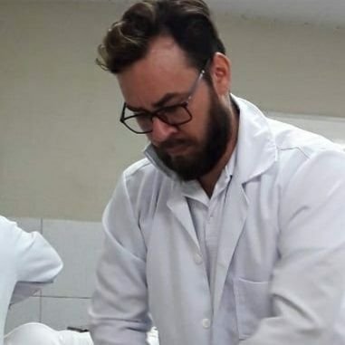 MASSOTERAPEUTA
ESPECIALISTA EM TRATAMENTOS LIBERAÇÃO MIOFASCIAL COM VENTOSAS , MASSAGEM DESPORTIVA
BAMBUTERAPIA , RELAXANTE .
Instagram @clesiolimaterapeuta