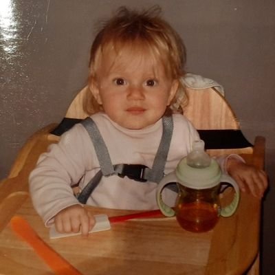 JulieGovaert6's profile picture. 