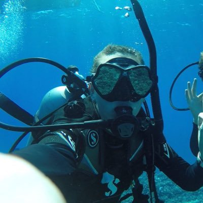 Coral Reef Microbiologist Stuck on an island without Corals or Tropical Weather. PhD Student at NIOZ Texel using Untargeted Metabolomics to look at DOM |She/Her