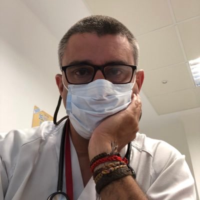 Medico, Especialista en Nefrologia