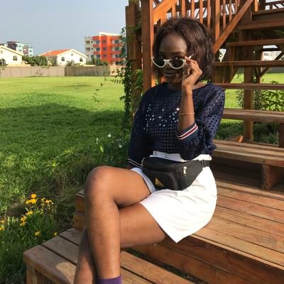 therealpersis's profile picture. Polyglot 🇫🇷🇬🇧🇳🇬🇰🇷🇨🇳 |Interpreter ｜Learning 🇭🇰🇰🇷｜IG:@therealpersis