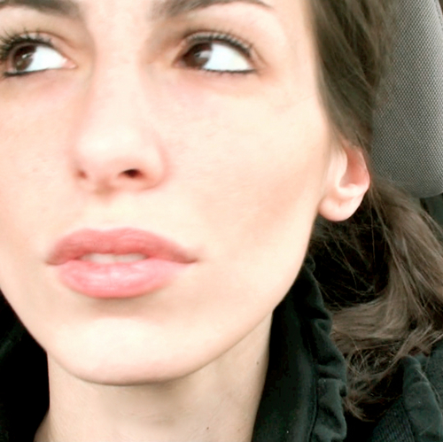 iAmJulie's profile picture. mega-mom. dabbler in many things. brand marketing. just tell me the good news. p.s. i don't believe you.