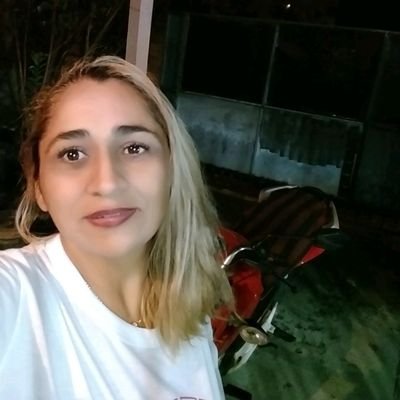 FrancieneArauj2's profile picture. 