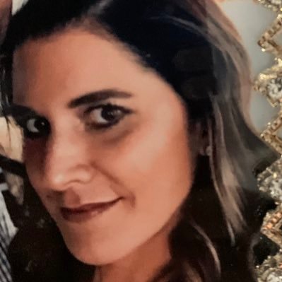 Global Marketing @Vonage ~ born and raised in the motor city, present Jersey Girl ~ passion 4cooking, addiction to @foodnetwork, and love for luxe fashion.