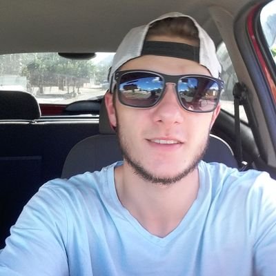 A liberdade é essencial pra mim
Felicidade é essencial pra mim...