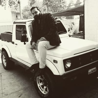Sidhart37959967's profile picture. हमें खबर है लुटेरों के सब ठिकानों की। शरीके जुर्म ना होते तो मुखबरी करते।।