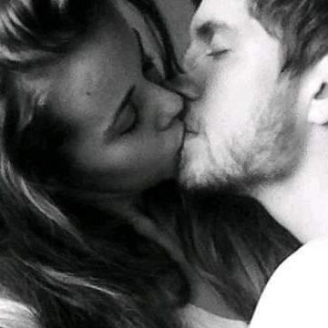 blocky_jay's profile picture. तिमीलाई माया दिने मायालु पनी मै हो ! 
तिमीलाई पिडा दिने पीडालु पनी मै हो😎