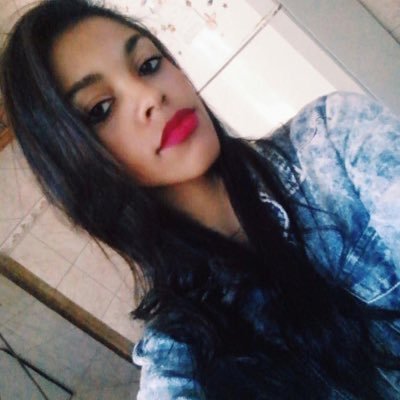 É essencial manter - se fiel a sua essência. ❤