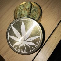 big_leaf_smoker420 (@s36095816) 's Twitter Profile