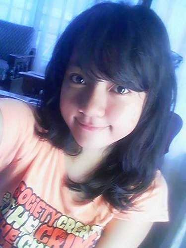 vadyla_vitria's profile picture. this is the real fadhillah fitria's page tweet