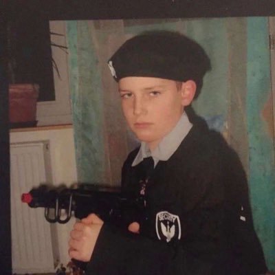 RUw9ru's profile picture. 023 梯子不稳定不常登