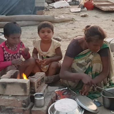 RashwamWelfare's profile picture. An initiative focused on helping deprived & educating disadvantaged children

Providing food and relief packages to 500+ persons of marginalized sections daily