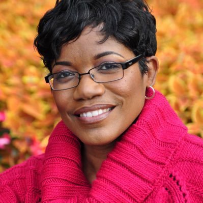 midlife360's profile picture. Helping women 40+ move forward confidently after a major life change. #lifecoach