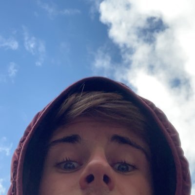 AchDel34's profile picture. Le H