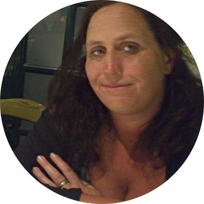 Hi i am Sarah a ex sex worker i miss fucking all day in massage parlour but now go dogging for free to get my sex fix at Clearbrook near Plymouth x