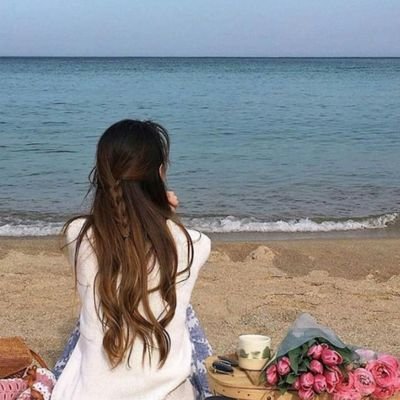 اتركها تأتى كما كتبها الله لك , لعلها تأتى كما تمناها
قلبك🕊♥️
........
بلد النشامى🇯🇴