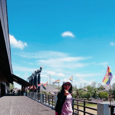 EbyYoma's profile picture. 