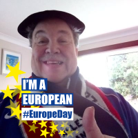 Bill Hooper 〓〓 🇫🇷 🇪🇺 🇺🇦🏉(@ruckinred) 's Twitter Profile Photo