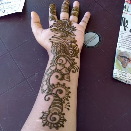 Brindha16344826's profile picture. My dad is my hero...https://t.co/xWlguF9QeF