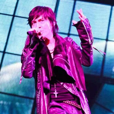 氷室京介さん@HIMURO_COM/エグスプロージョン・吉本坂46REDまちゃあきさん@eguspmachaaki/柿喰う客 田中穂先さん@17hosaki/梅棒 野田裕貴さん@ninnin343/エグスプロージョンおばらよしおさん/ひとりでできるもんさん/B'z/