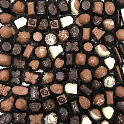 BAKERY & CHOCOLATIER We're whipping all kinds of made from scratch sweets for you. Follow our chefs @susanamijaresa & @nachoaguirrem
