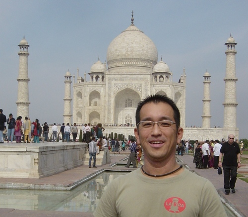 9月末でインドは卒業。
10月からは国内onlyで頑張っとります！
http://t.co/TlhF51NDfy