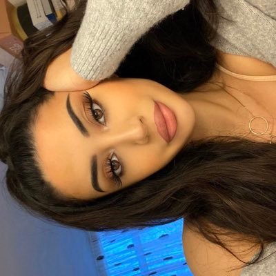 eileenlimit's profile picture. 