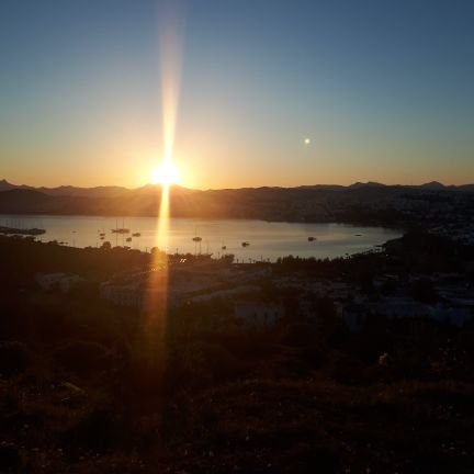 ahtemklc's profile picture. Normal insan