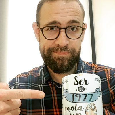Locutor, actor de doblaje en formación y organizador de eventos