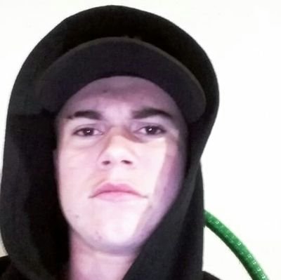 EdsonLe20994735's profile picture. sente a verve