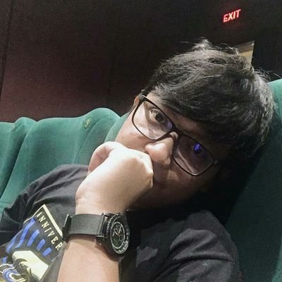 bernafas lewat hidung, kadang.