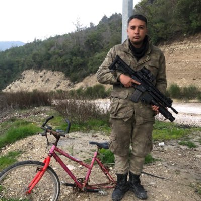 BankerMahmutd's profile picture. 