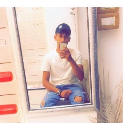 UtslMLuxPCco9ui's profile picture. R