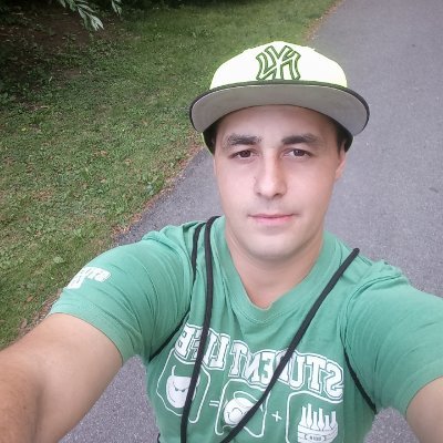 jsem ten co byl tak hloupí a neviděl to jaký je velký potenciál v Českém lidu a jak je vidět že v jednotlivci nikdy není síla ,ale v tom že si umíme pomáhat.