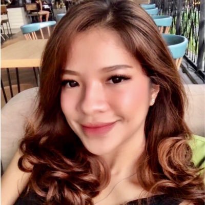 ibethgultom's profile picture. Bios are useless, people judge anyway 🤷‍♀️