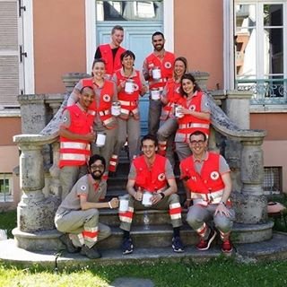 Les bénévoles de la Croix-Rouge française à Chaville au service de la population.
